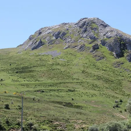 La Casa Del Diezmo De La Montana Palentina * Redondo