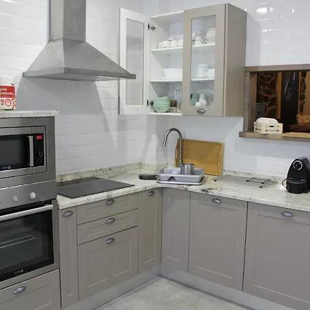 La Casa Del Diezmo De La Montana Palentina Redondo