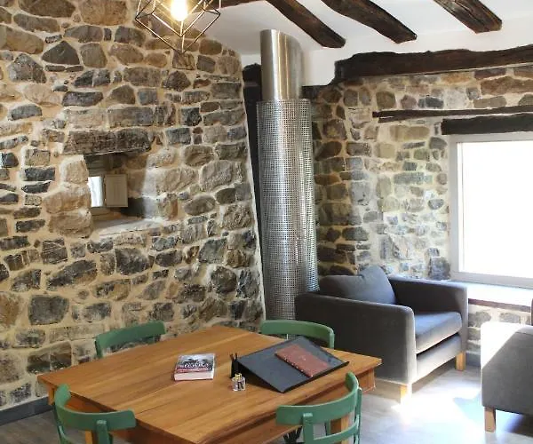 La Casa Del Diezmo De La Montana Palentina Redondo