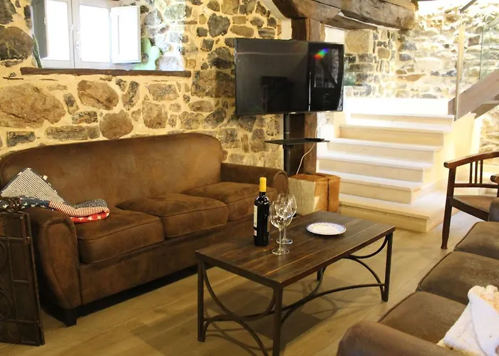 La Casa Del Diezmo De La Montana Palentina Redondo